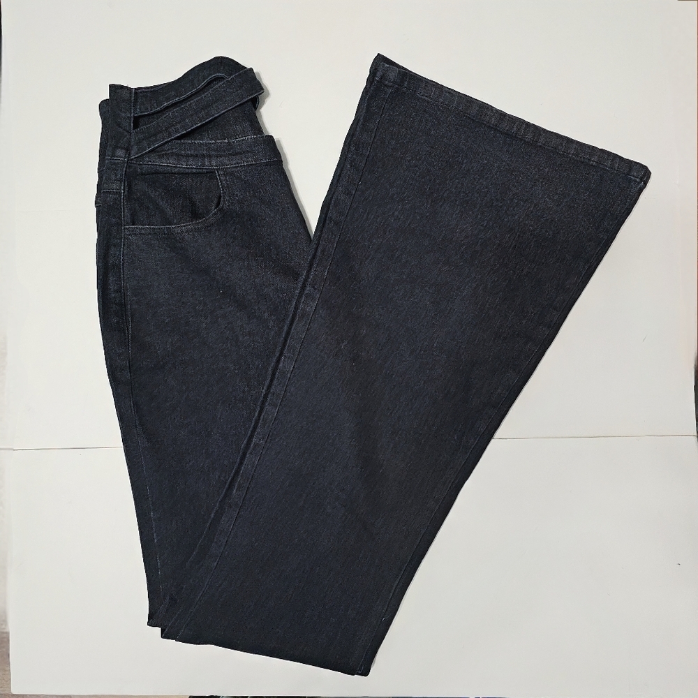 Blue Blush Women's Flare Black Minimalist Jeans Sz M
